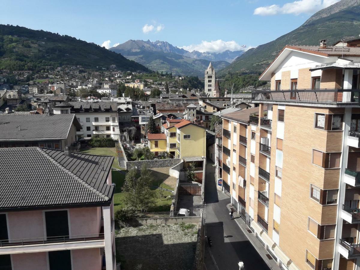 Appartamento Elisa Aosta Exterior foto